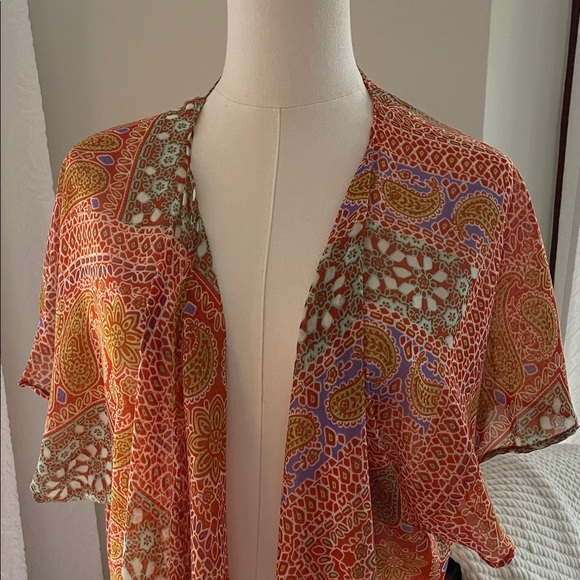 Romeo Juliet Small Paisley Open-Front Women's Top Shell EUC - Picture 2 of 7